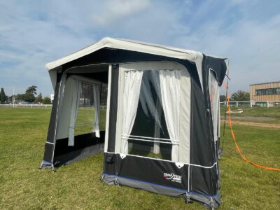 CampTech Moto Windsor AiR Inflatable Motorhome Drive-Away Awning 330 x 300cm