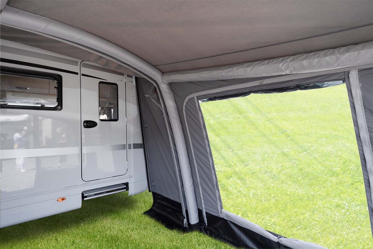 Westfield Neptune 2.0 Drive Away Motorhome Awning